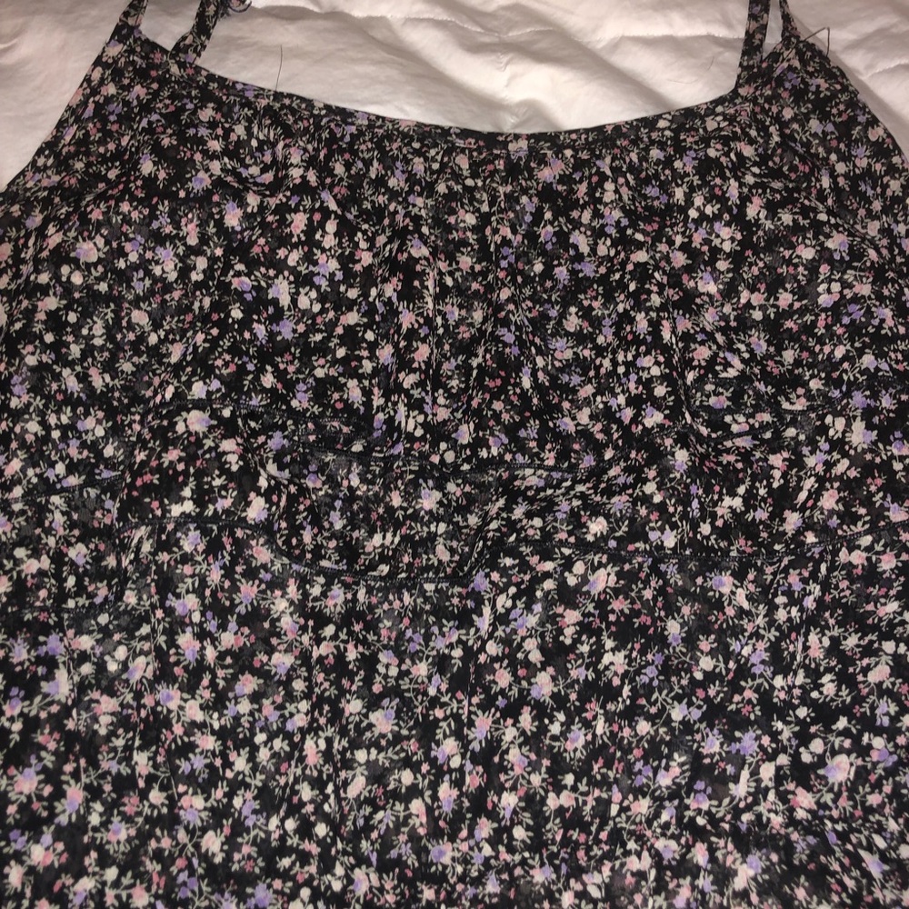 Floral Tank - Picture 3 of 4